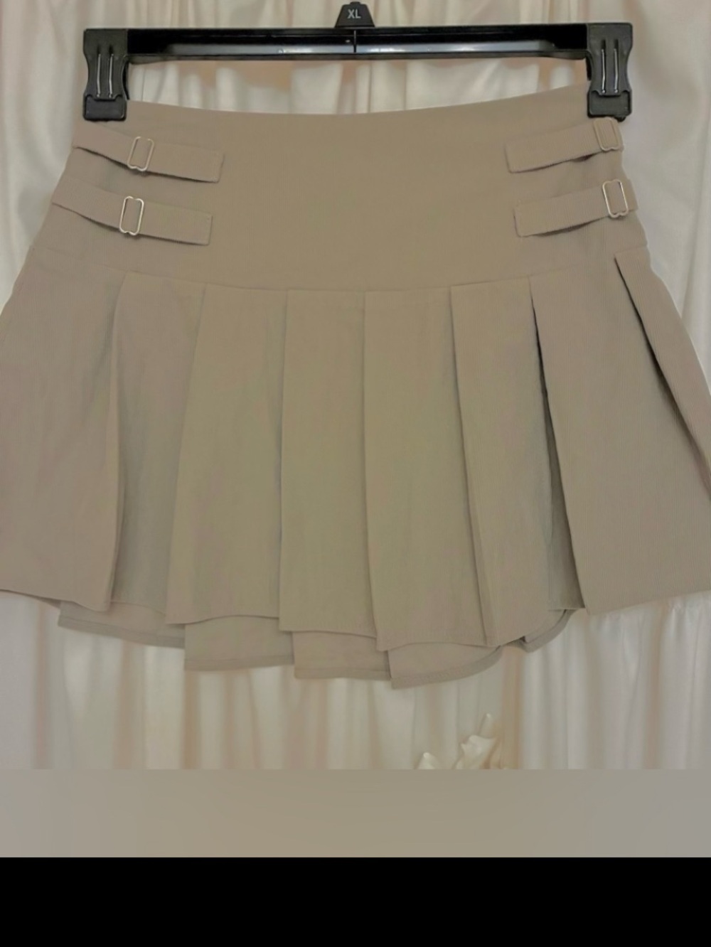 Princess Polly Rescue Me  Pleated Mini Skirt NWT.